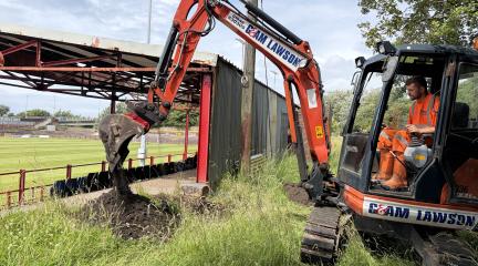 Digger at Borough Park