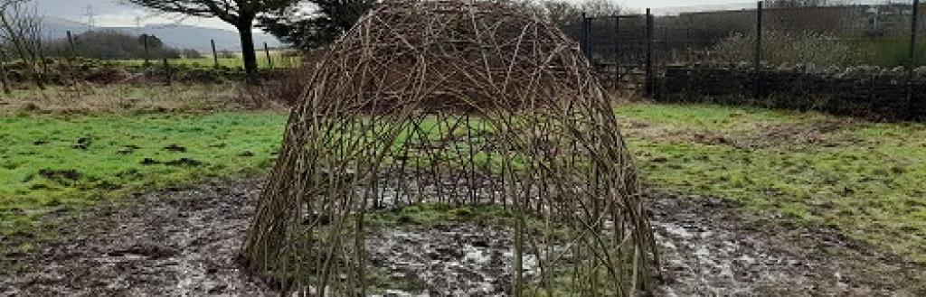 The finished willow sculpture