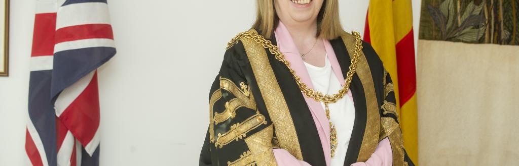 Jeanette Whalen in her mayoral chains