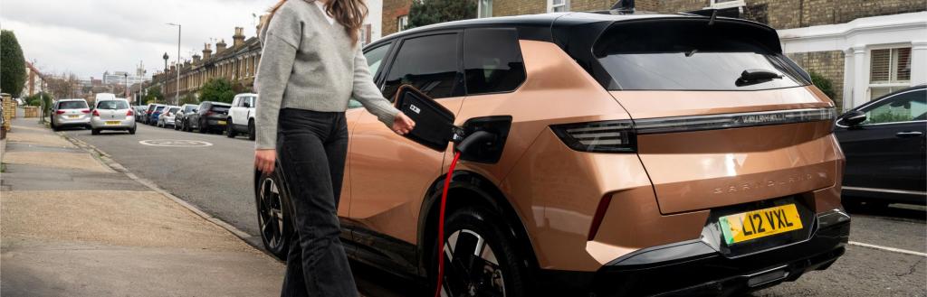 the cross pavement ‘Gully’  EV charging