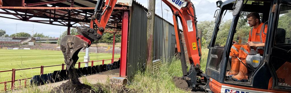 Digger at Borough Park