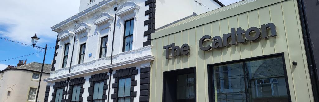 Carlton Exterior